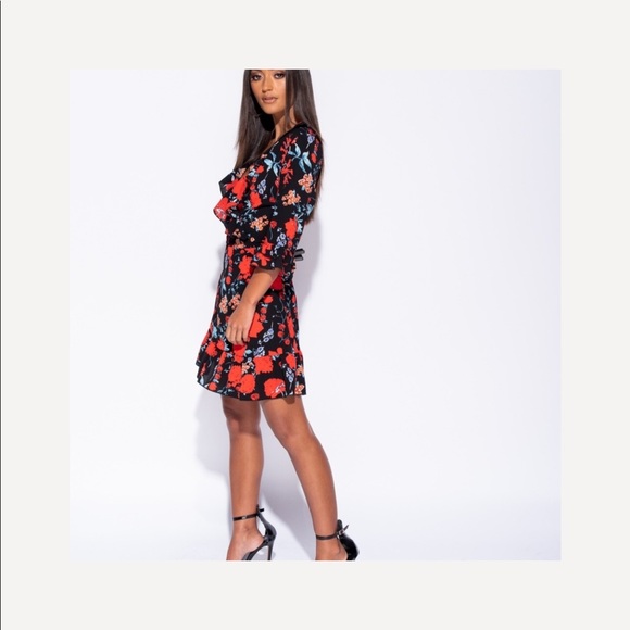 Chloe Floral Romance Wrap Dress - Picture 6 of 8